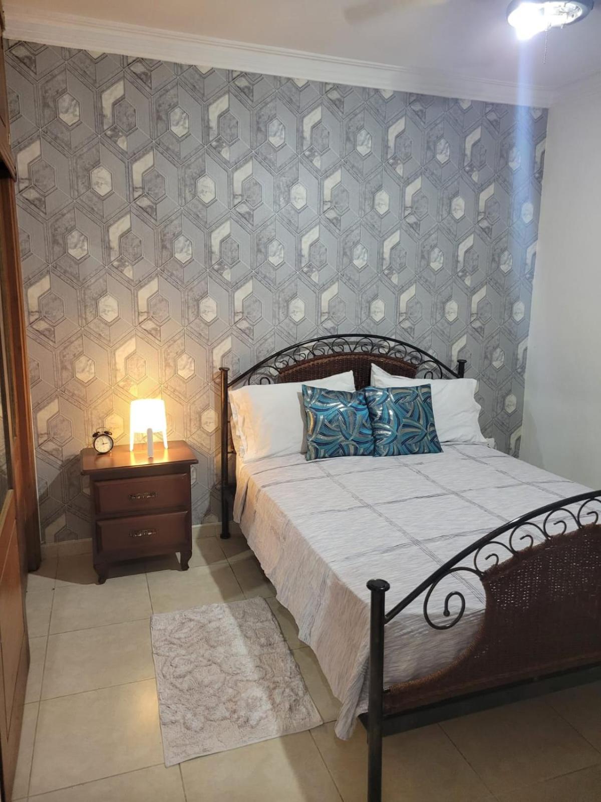 To Little Away From El Conde ,Museums, Parks In The Colonia Zone Apartment Santo Domingo Exterior photo